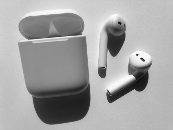 애플 무선 이어폰 에어팟.(사진=이수영 기자)