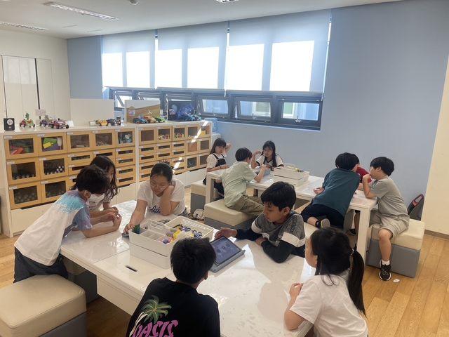 [BMW 30주년] ③ BMW그룹 '30년' 韓사랑...사업보국 신념 이어간다 - 뉴스 썸네일 이미지