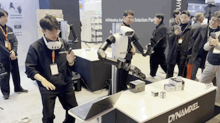 [AT 현장] "야, 너도 공장 다녀"⋯코엑스에 뜬 휴머노이드 군단 - 뉴스 썸네일 이미지