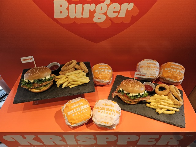 '국밥 대신 햄버거'... 런치플레이션에 버거업계 '활짝' - 뉴스 썸네일 이미지